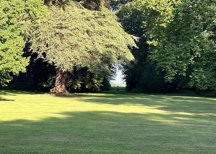 D'aumont Bed & Breakfast 4*